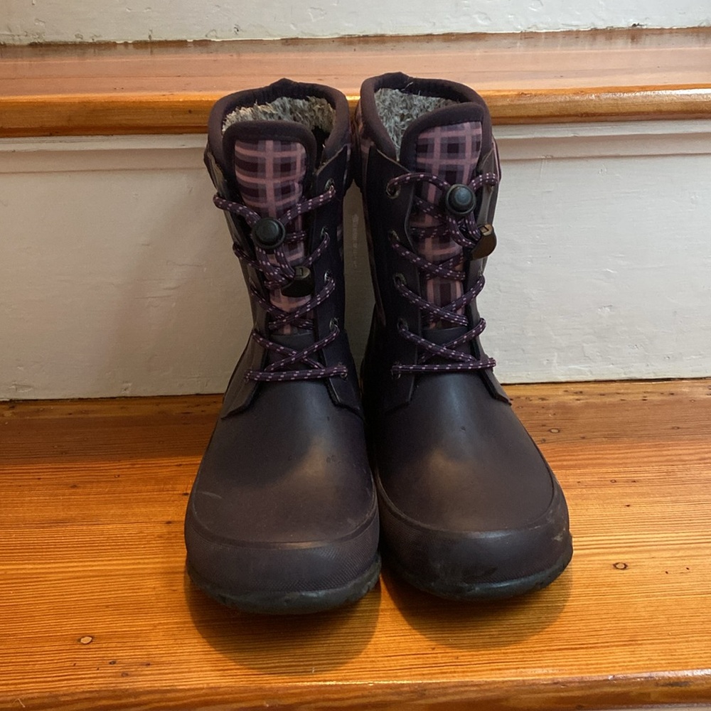 Bogs Waterproof Boots - Picture 2 of 6